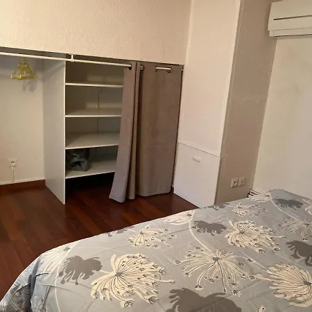 T4-72 M2 Vue Panoramique - 200 M De La - Etage 5 Avec Ascenseur -6 Pers Max