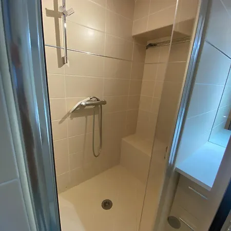 T4-72 M2 Vue Panoramique - 200 M De La - Etage 5 Avec Ascenseur -6 Pers Max Appartement